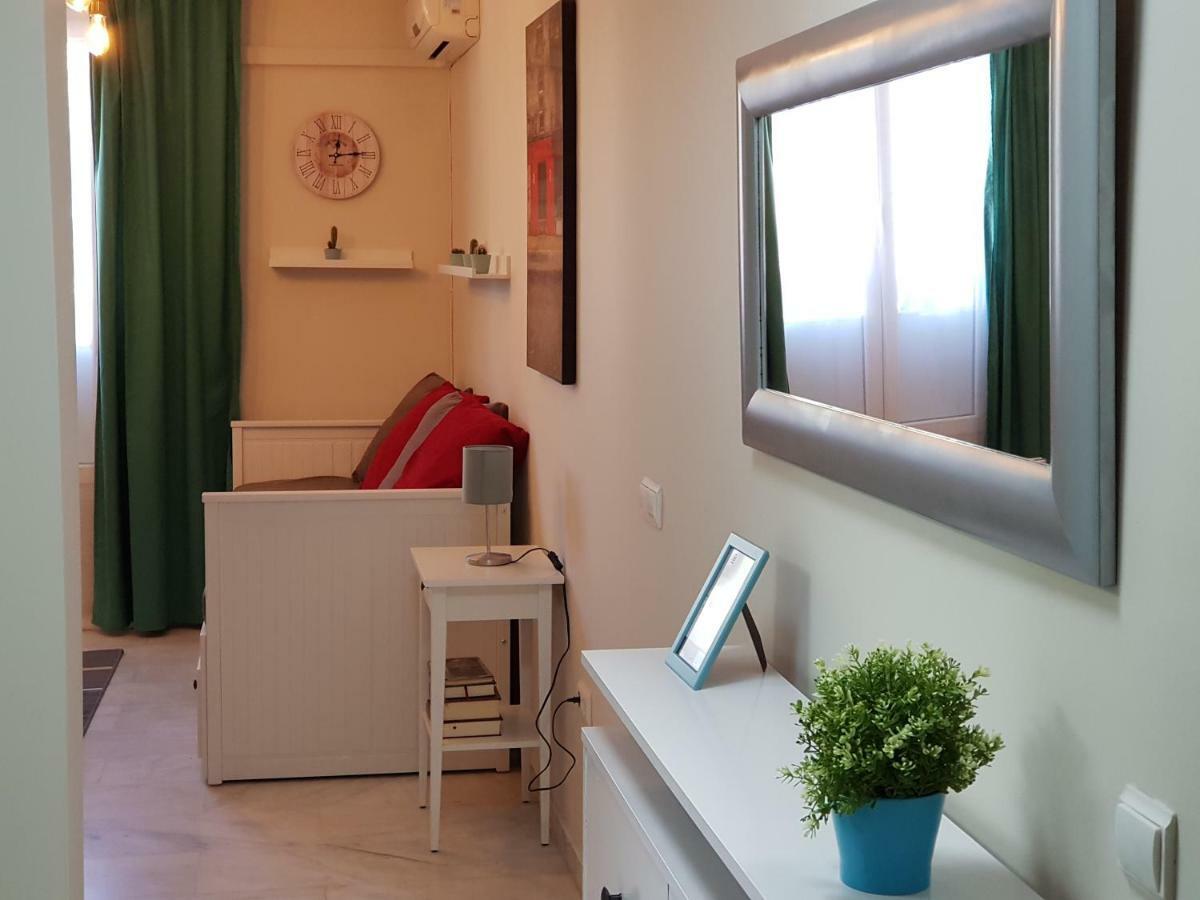 **** Genuar Apartments Malaga Center Buitenkant foto