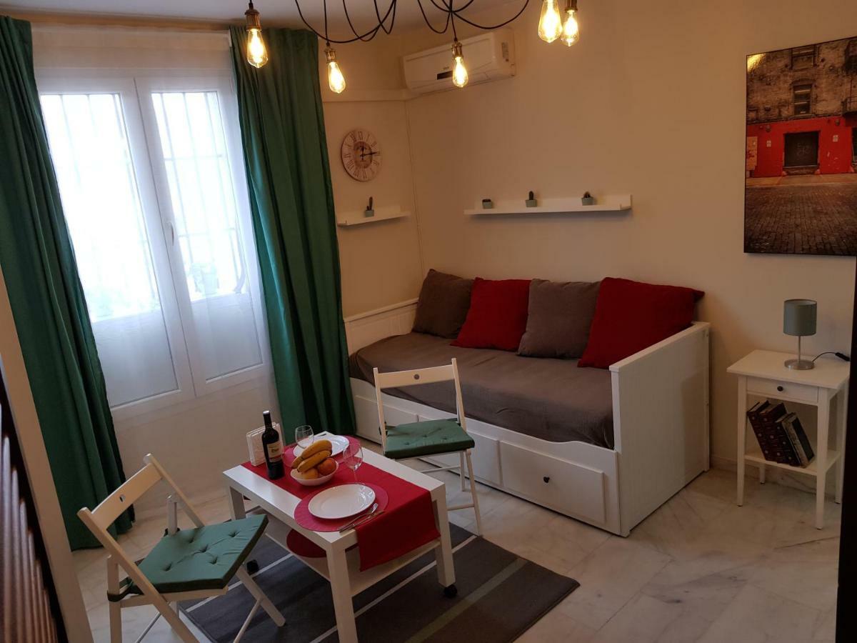 **** Genuar Apartments Malaga Center Buitenkant foto