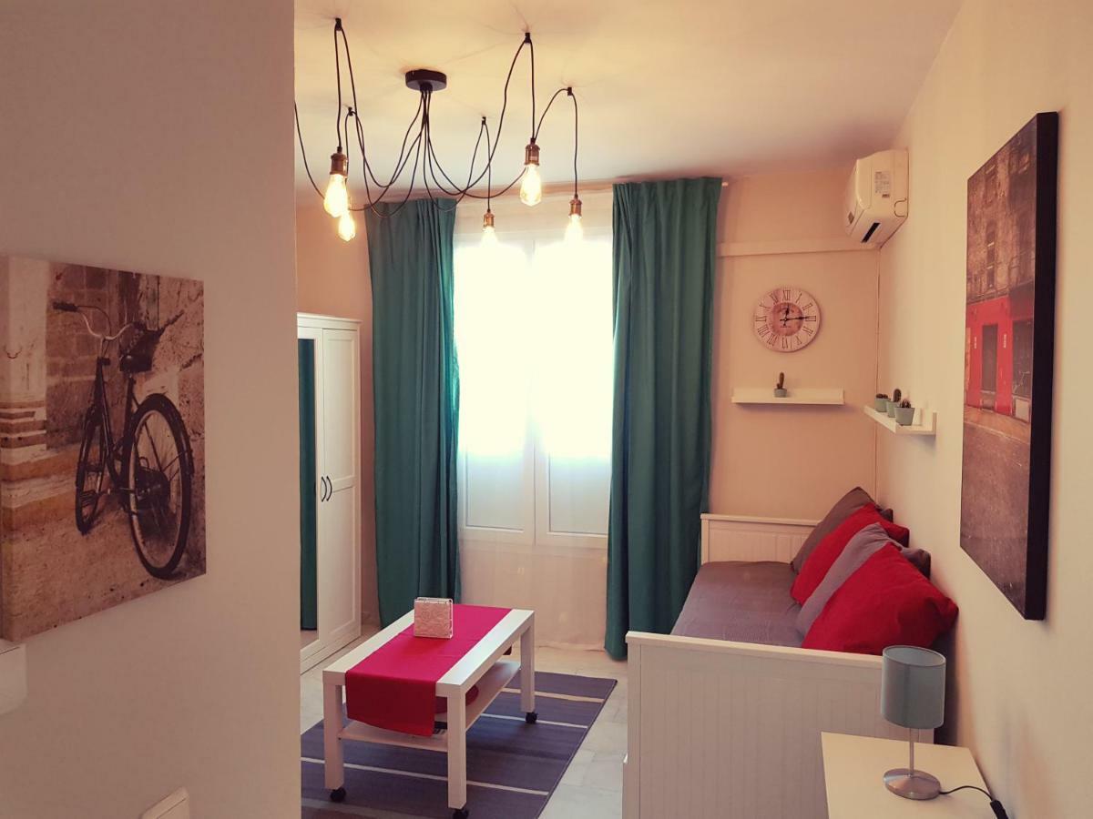 **** Genuar Apartments Malaga Center Buitenkant foto