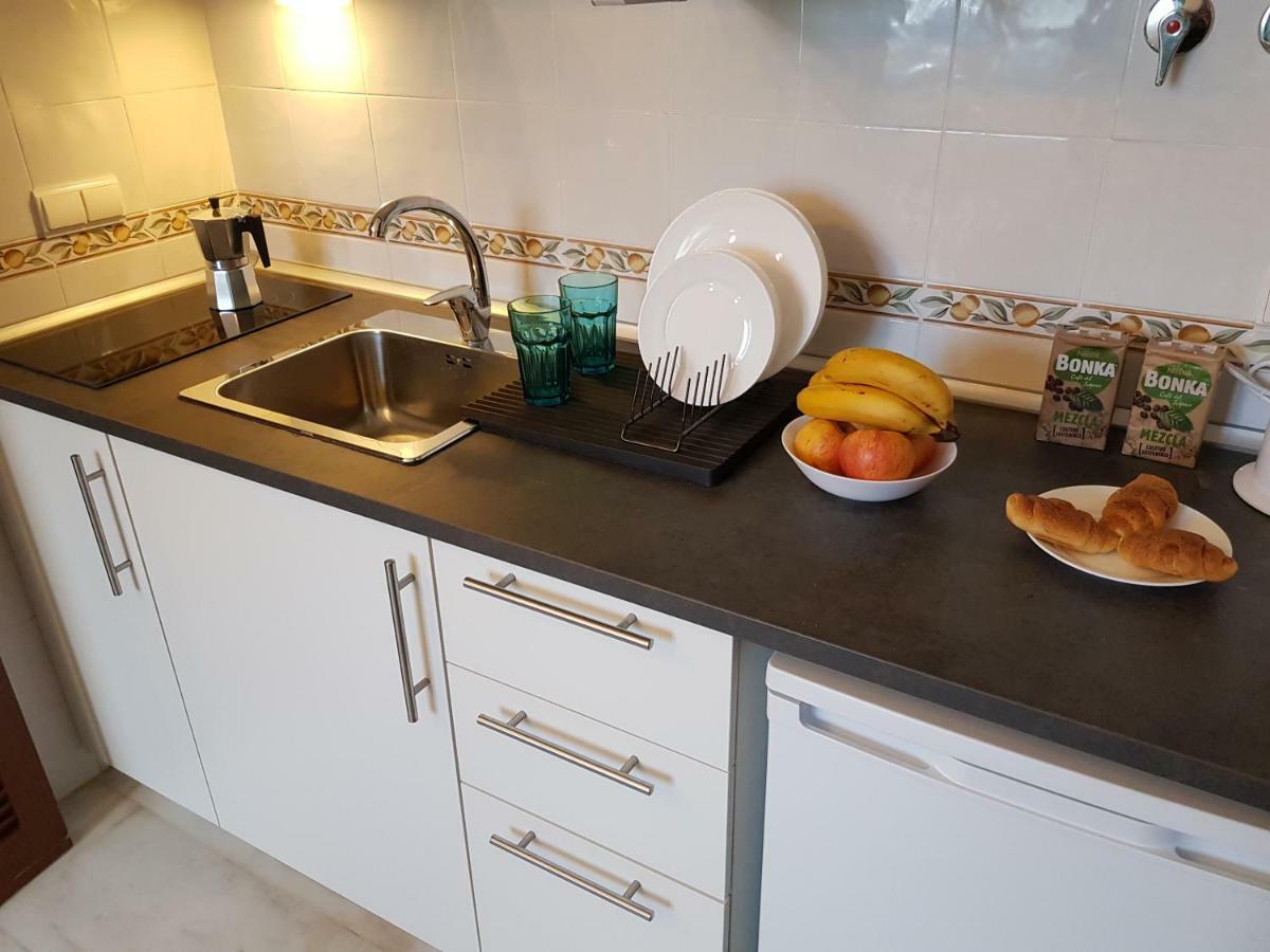**** Genuar Apartments Malaga Center Buitenkant foto