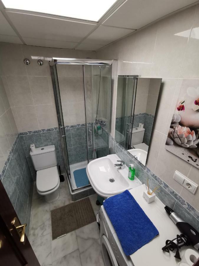 **** Genuar Apartments Malaga Center Buitenkant foto